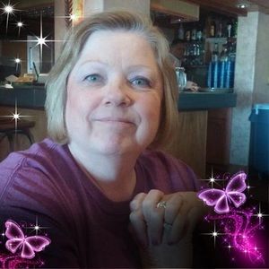 Meet your Posher, Deborah